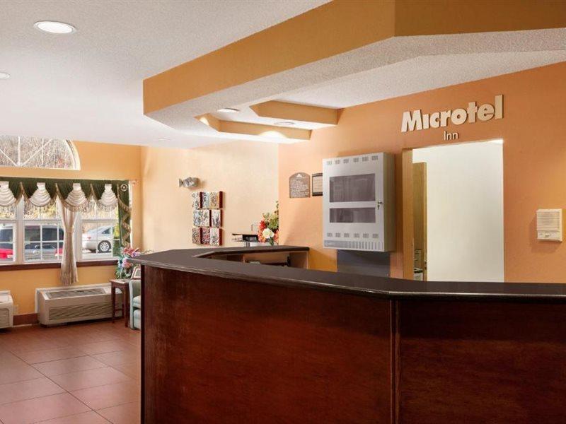 Microtel Inn By Wyndham - Albany Airport Latham Buitenkant foto