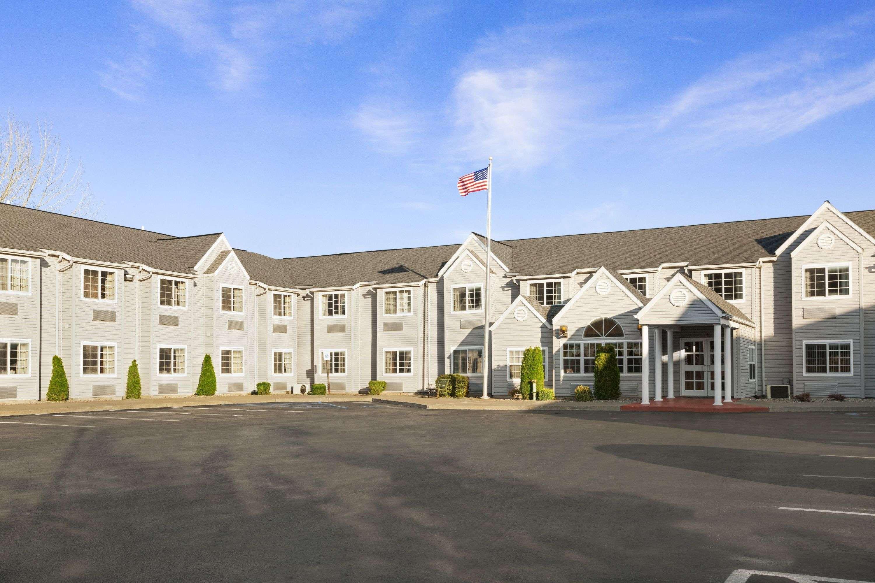 Microtel Inn By Wyndham - Albany Airport Latham Buitenkant foto