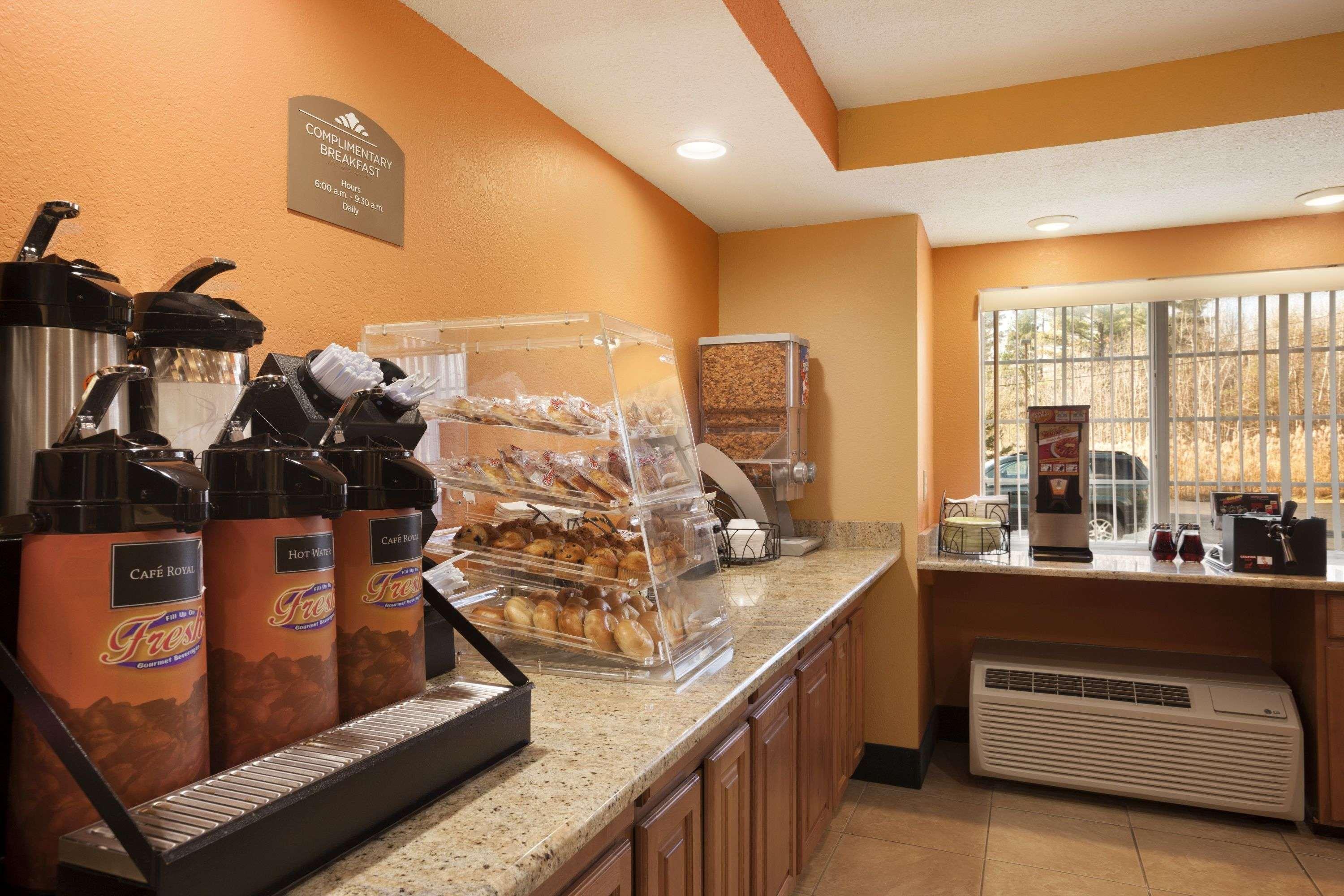 Microtel Inn By Wyndham - Albany Airport Latham Buitenkant foto
